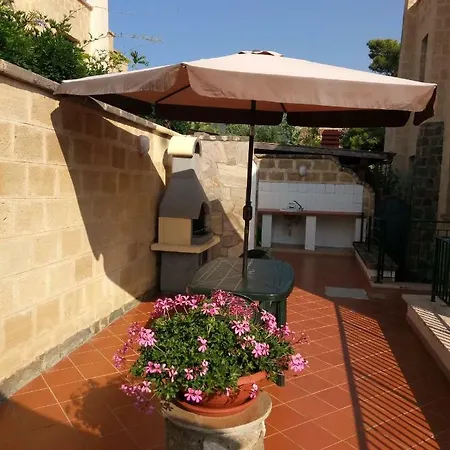 Seaside In With Pool Beaches And Large Terrace *
