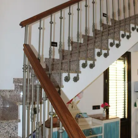 Seaside In With Pool Beaches And Large Terrace Vakantiehuis Cefalù